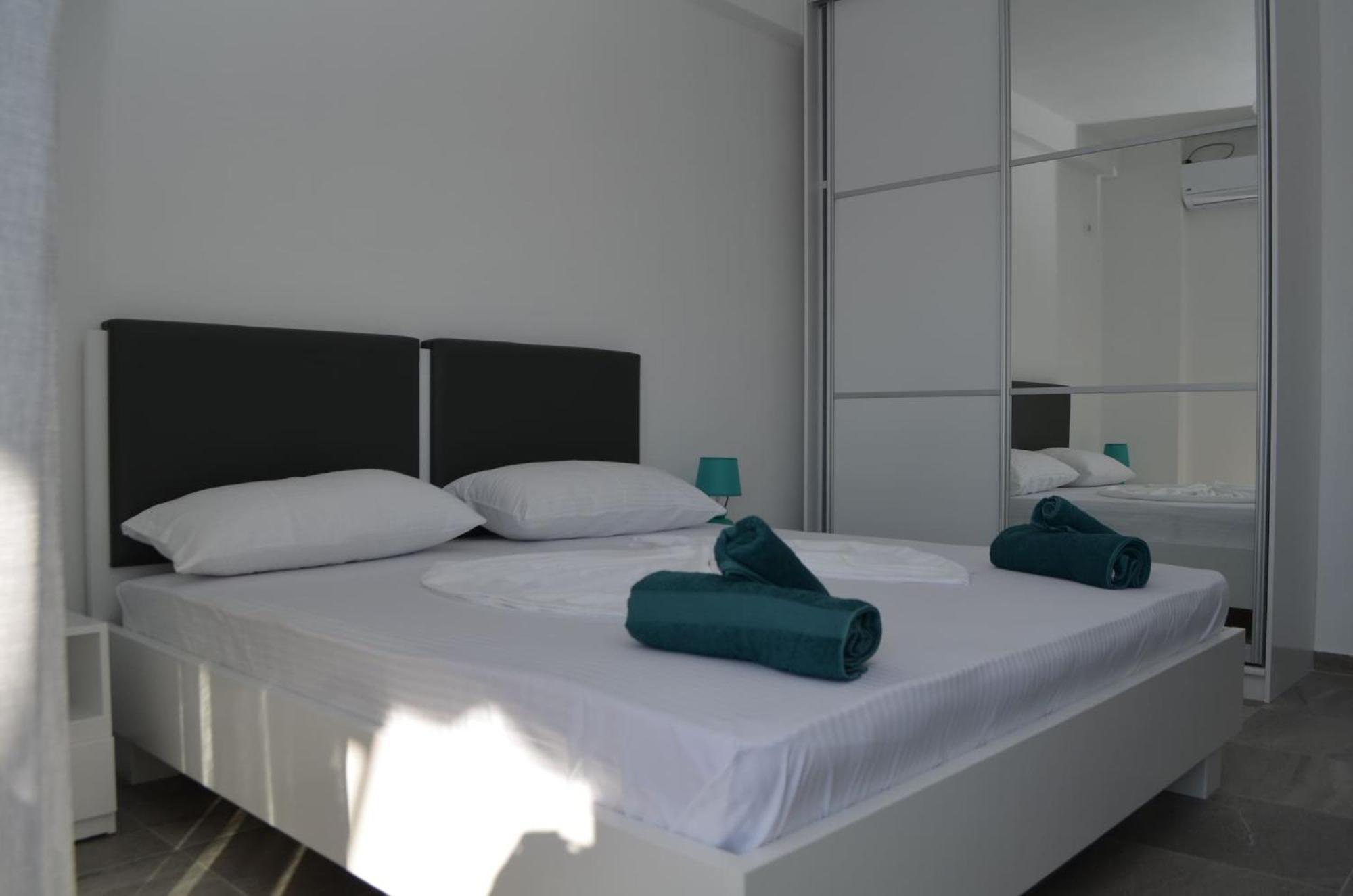 Wonderful View Apartments Sarande Exterior photo